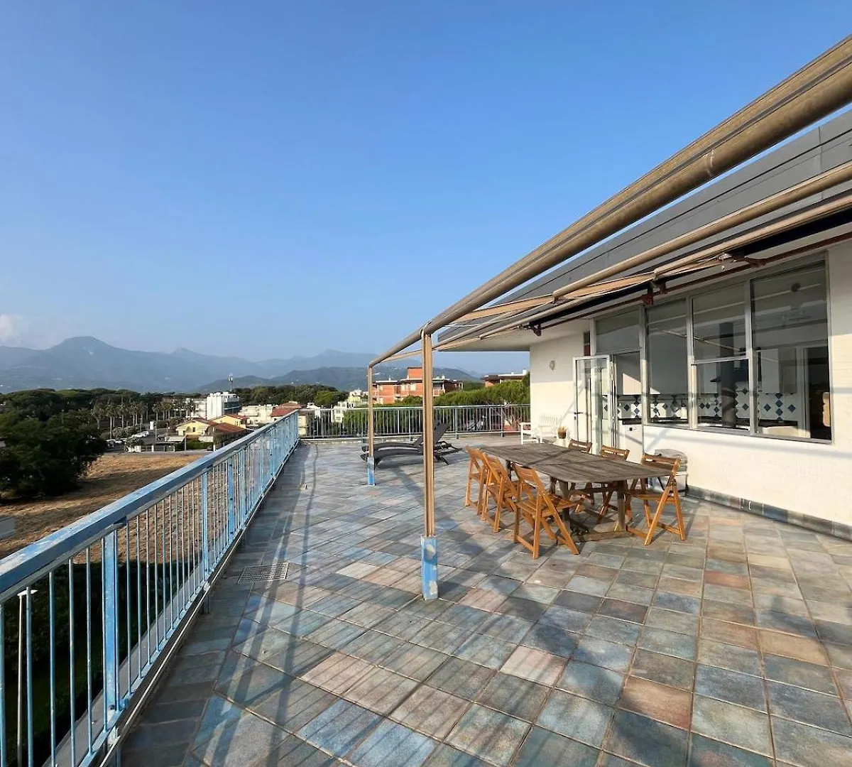 L'Attico Dei Due Orizzonti Apartman Viareggio